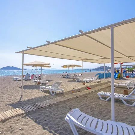 Sunset Beach Club Aqualettings Aqua 31